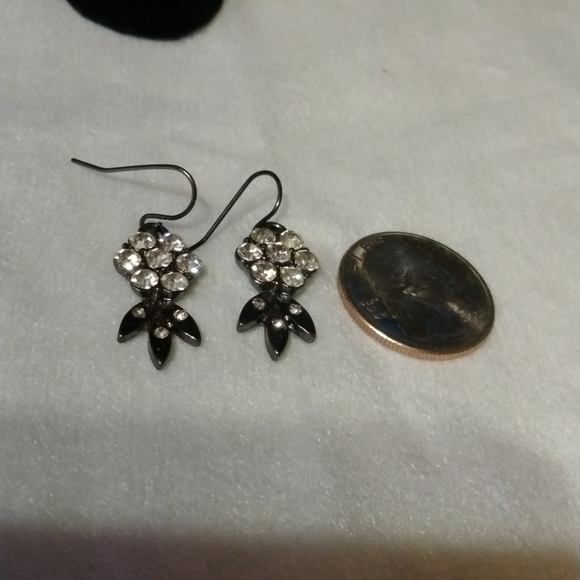 Pineapple earrings black with rhinestones NWT (sku 223) - Picture 3 of 4